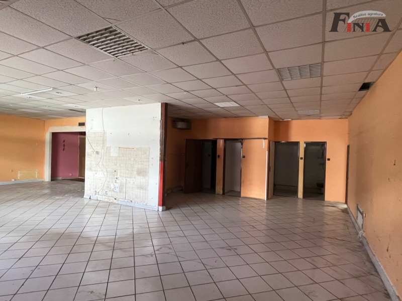 Prodej komerčního objektu v České Lípě na Slovance - sklady, kanceláře, ordinace