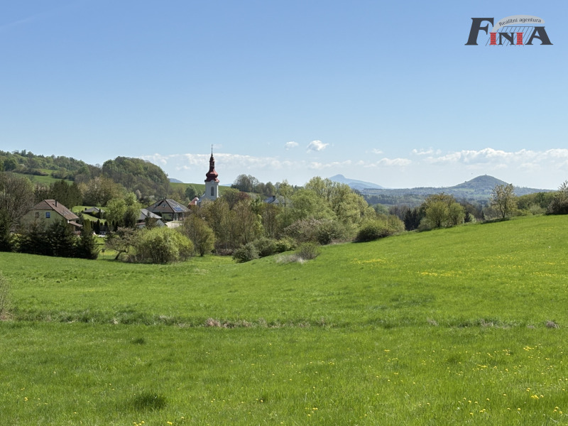 Prodej krásného stavebního pozemku ve Volfarticích (okr. Česká Lípa)