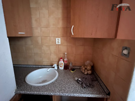 Pronájem bytu 1+kk v OV v cihlovém domě v Novém Boru