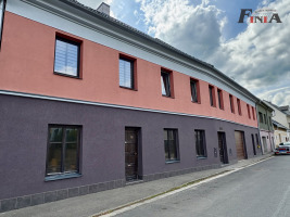 Pronájem prostorného bytu 2+kk v České Lípě