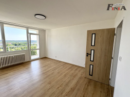Pronájem krásného bytu 2+1 se třemi balkony v České Lípě po rekonstrukci