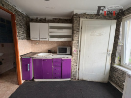 Prodej rodinného domu se třemi bytovými jednotkami Holý vrch, Česká Lípa