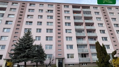 Prodej vybaveného bytu 2+1 v OV po kompletní rekonstrukci v České Lípě